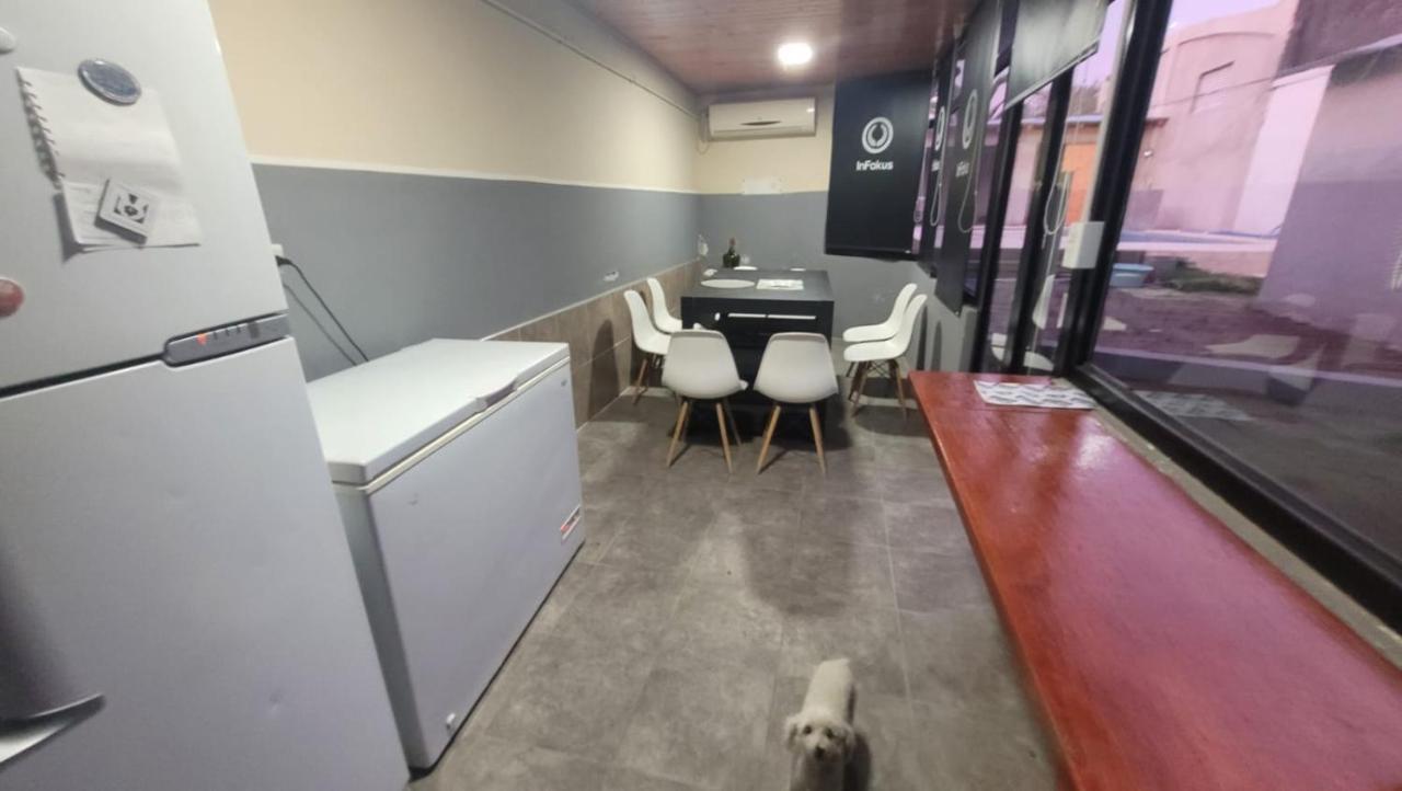 Habitacion Privada En Casa Particular Con Bano Y Espacios En Comun Compartidos- Precios Para 2 Personas 13000 Pesos Argentinos - 1 Persona 7500 Por Noche Concordia Buitenkant foto