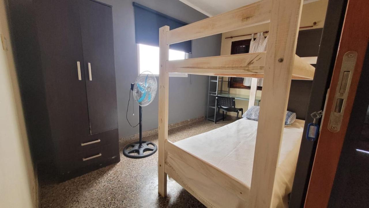 Habitacion Privada En Casa Particular Con Bano Y Espacios En Comun Compartidos- Precios Para 2 Personas 13000 Pesos Argentinos - 1 Persona 7500 Por Noche Concordia Buitenkant foto